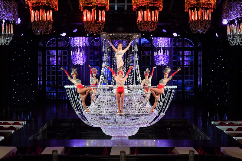 The Chandelier dance