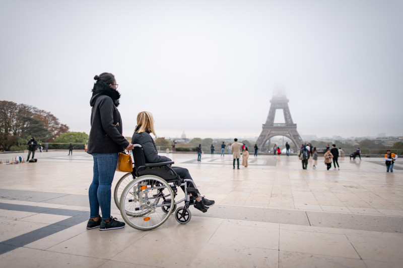 Manual wheelchair Rental - Paris