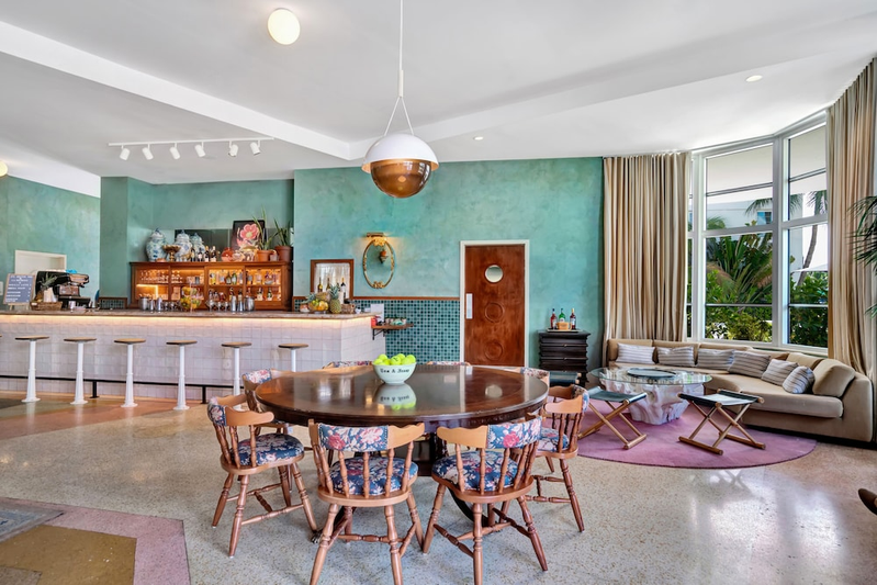Lobby sitting area