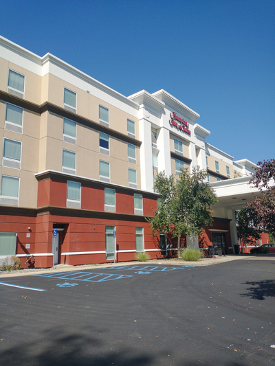 01. Hotel Entrance-2