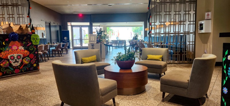 03. Lobby