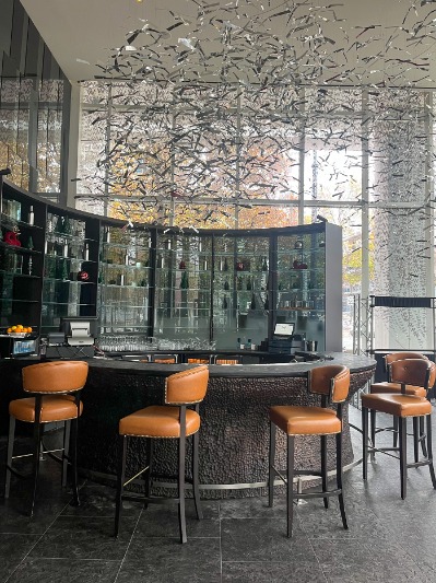 04. Lobby