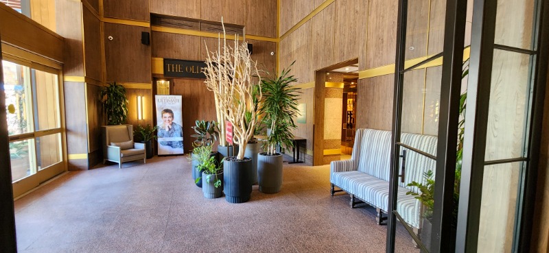 04. Lobby