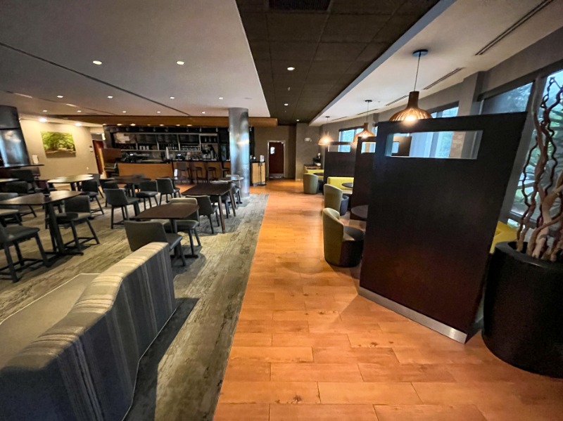 04. Lobby