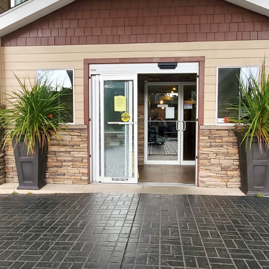 Best Western Plus Landmark Inn