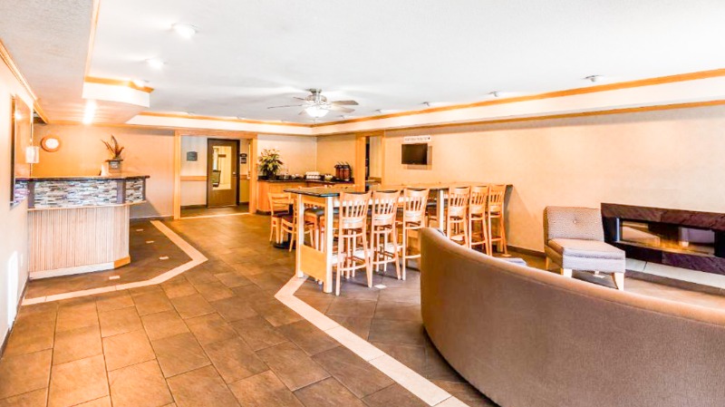 Best Western Plus Landmark Inn
