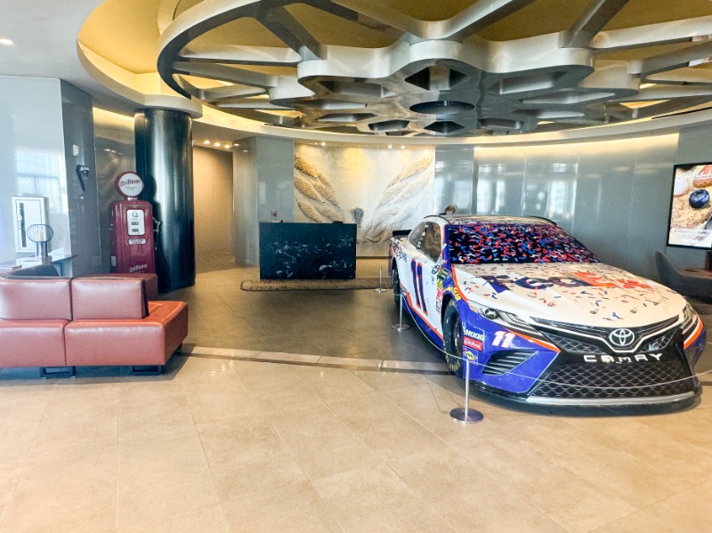 The Daytona, Autograph Collection
