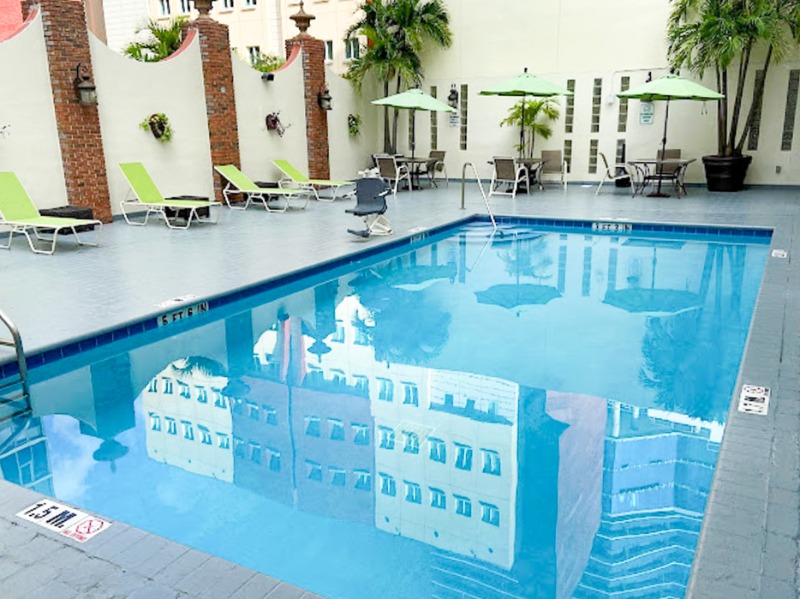 Holiday Inn Port of Miami - Downtown, an IHG Hotel