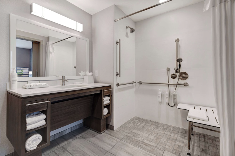 Bathroom shower