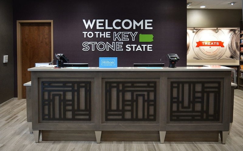 Concierge desk
