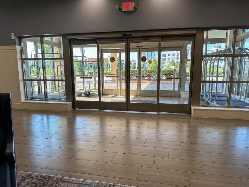 03. Lobby