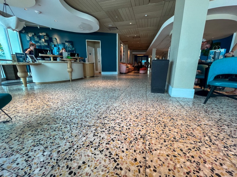 04. Front Desk