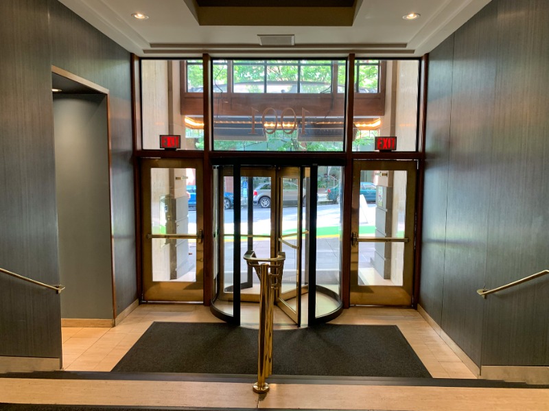 02. Bulding Entrance