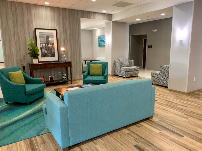 04. Lobby