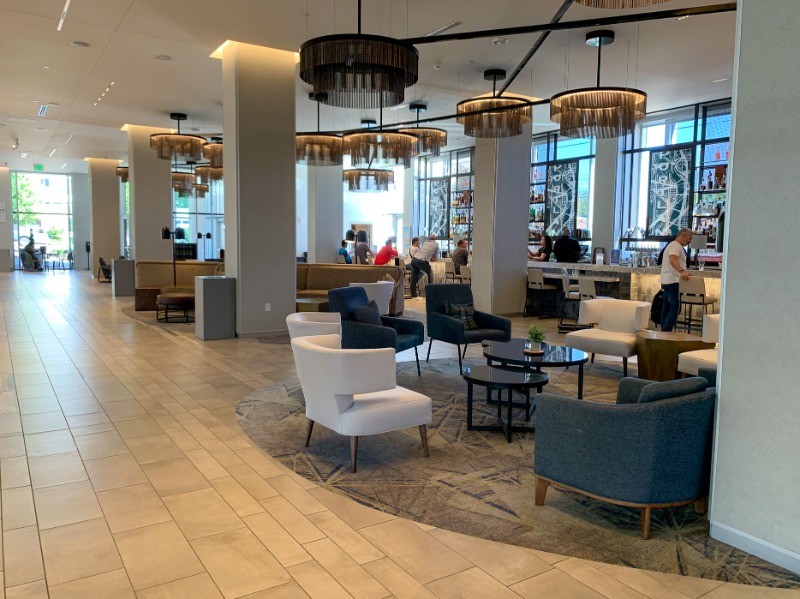 04. Lobby