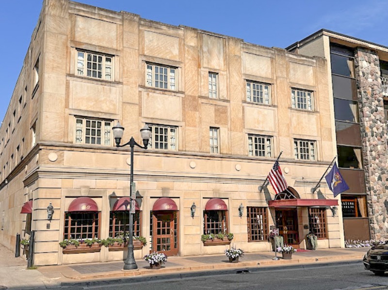 Bell Tower Hotel