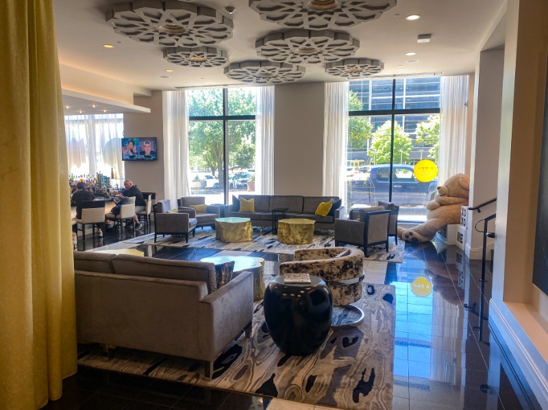 03. Lobby