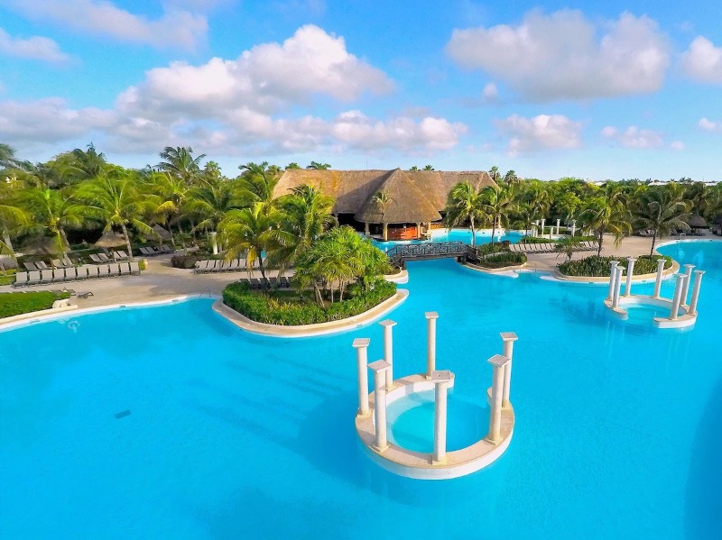 Grand Palladium Colonial Resort & Spa