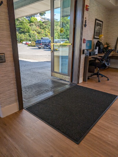 02. Hotel Entrance