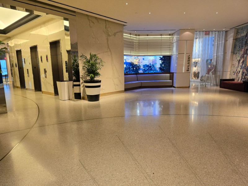 03. Lobby