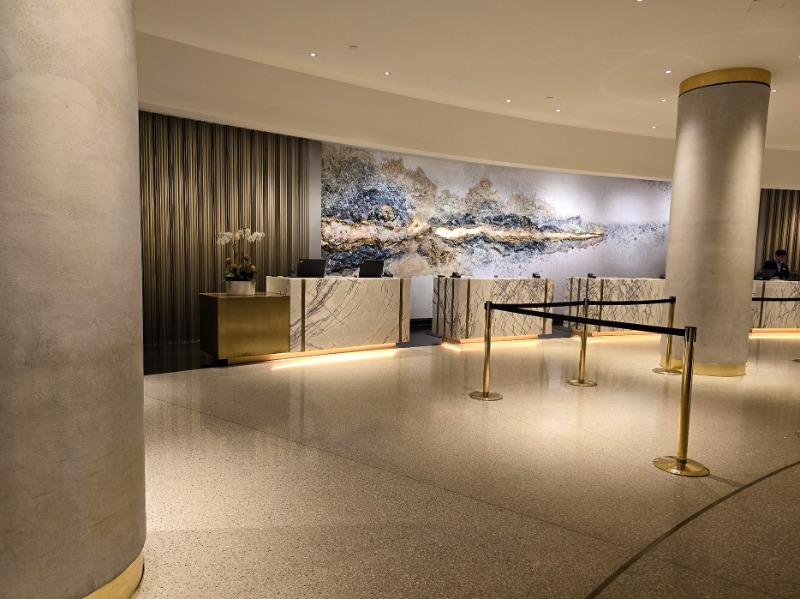 04. Lobby