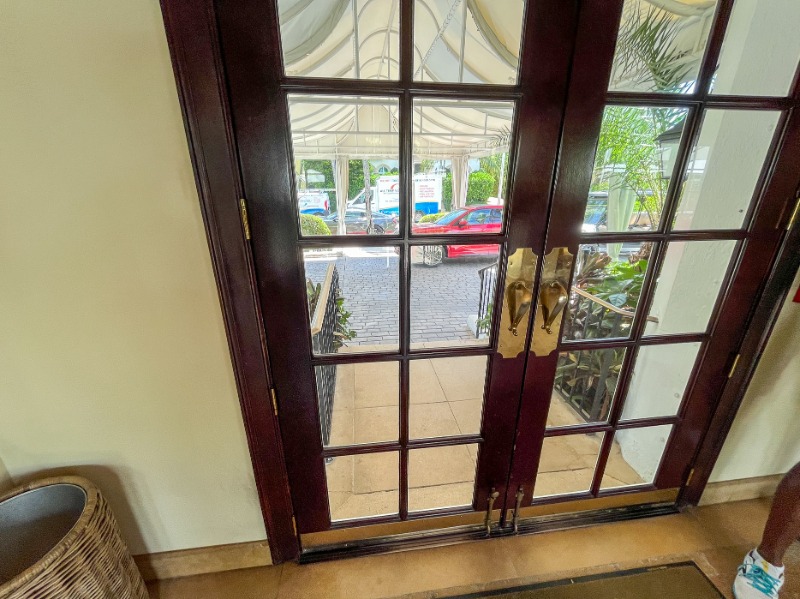 03. Hotel Entrance