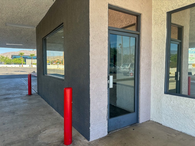 02. Hotel Entrance