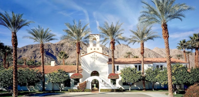 01. Hotel Entrance