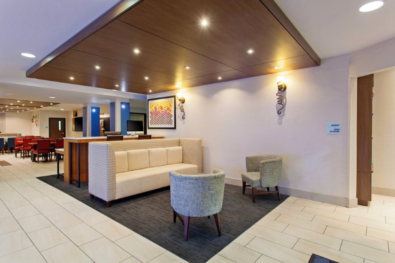 04. Lobby