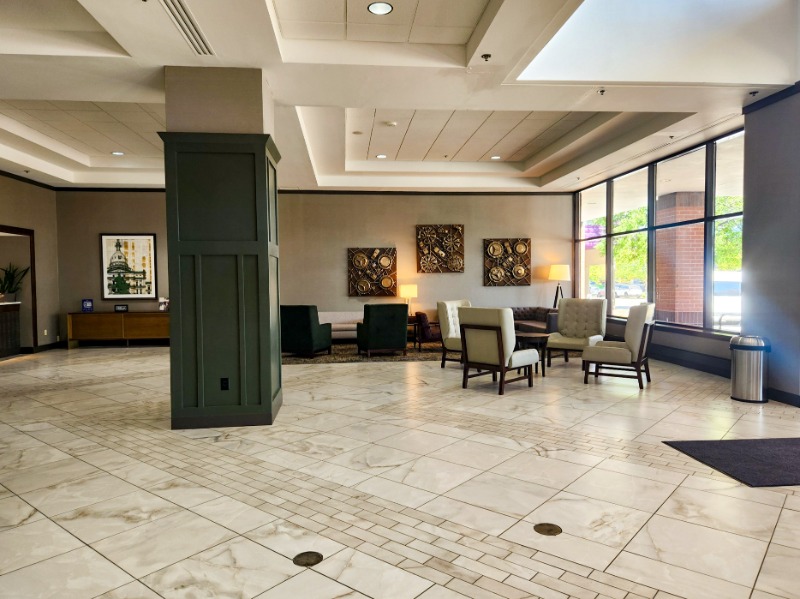 DoubleTree by Hilton Lansing