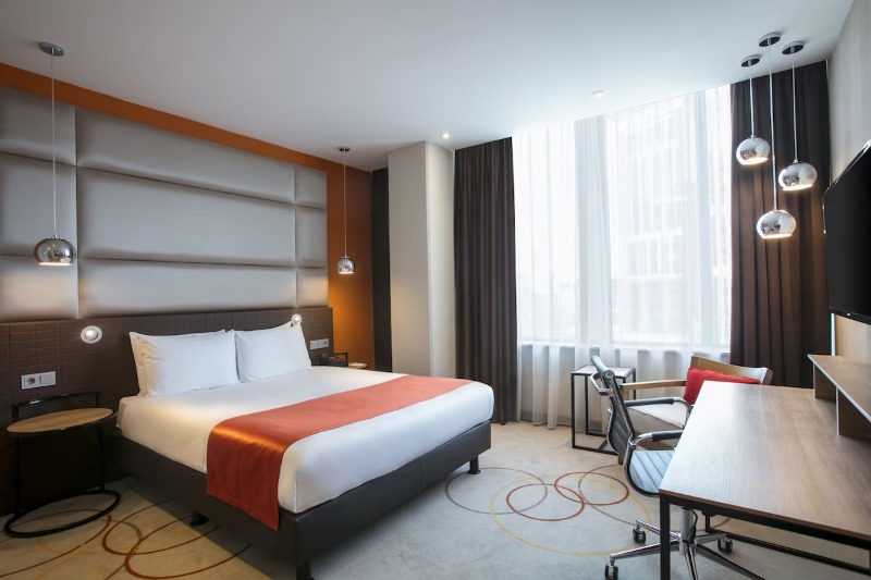 Holiday Inn Amsterdam - Arena Towers, an IHG Hotel