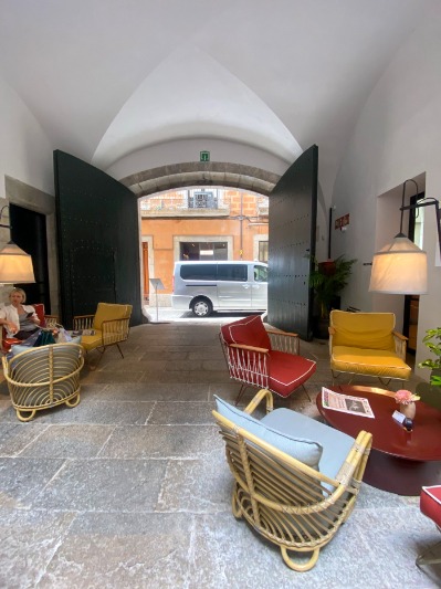 Hotel Palau Fugit