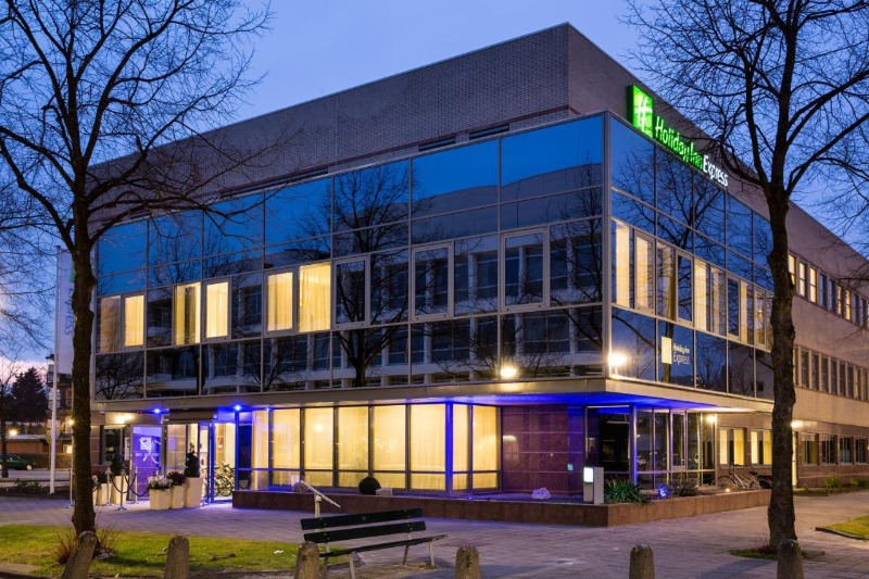 Holiday Inn Express Amsterdam - South, an IHG Hotel