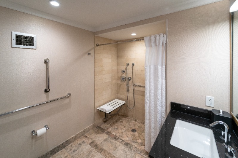 Amway Grand Plaza, Curio Collection by Hilton