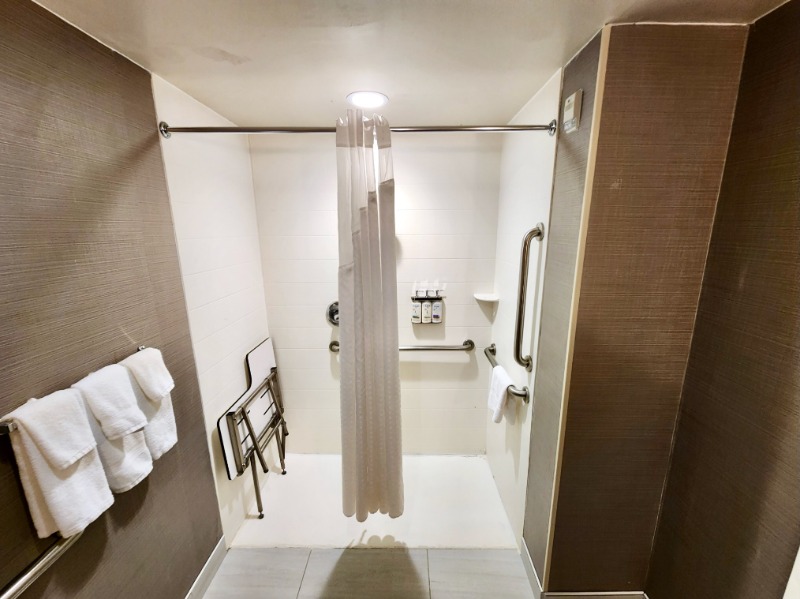 Holiday Inn Grand Rapids Airport, an IHG Hotel