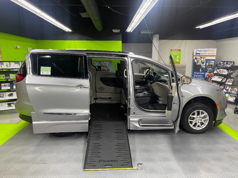 Accessible Car Rental - Chicago Northstar