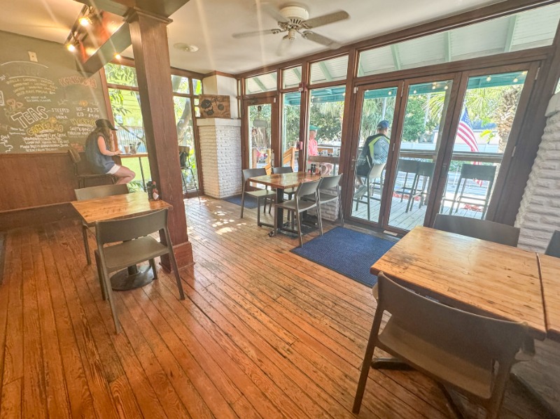 Third Wave Cafe & Wine Bar