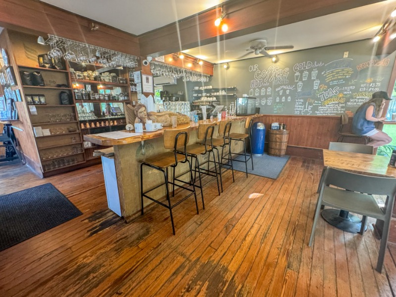 Third Wave Cafe & Wine Bar