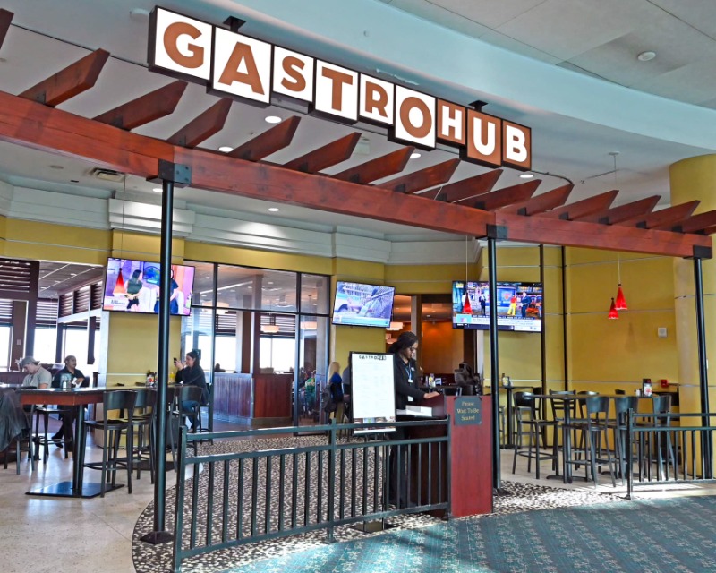 Gastrohub (Terminal B)