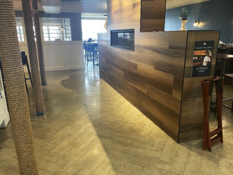 Cove Lakeside Bistro