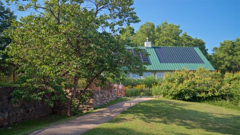 Leslie Science and Nature Center