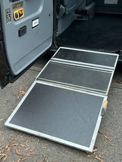 Accessible Transfers TX4 (2 PAX/ 1 WC) in London 