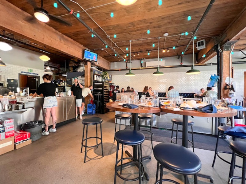 Taylor Shellfish Oyster Bar