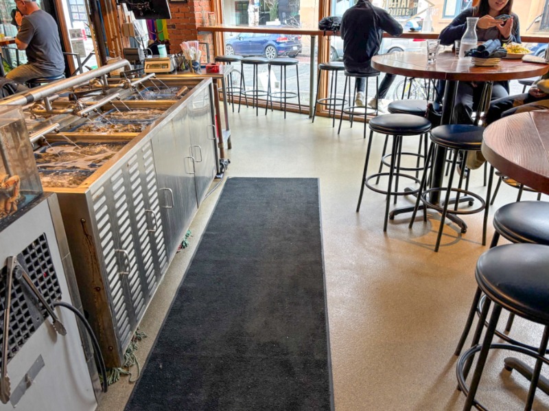 Taylor Shellfish Oyster Bar