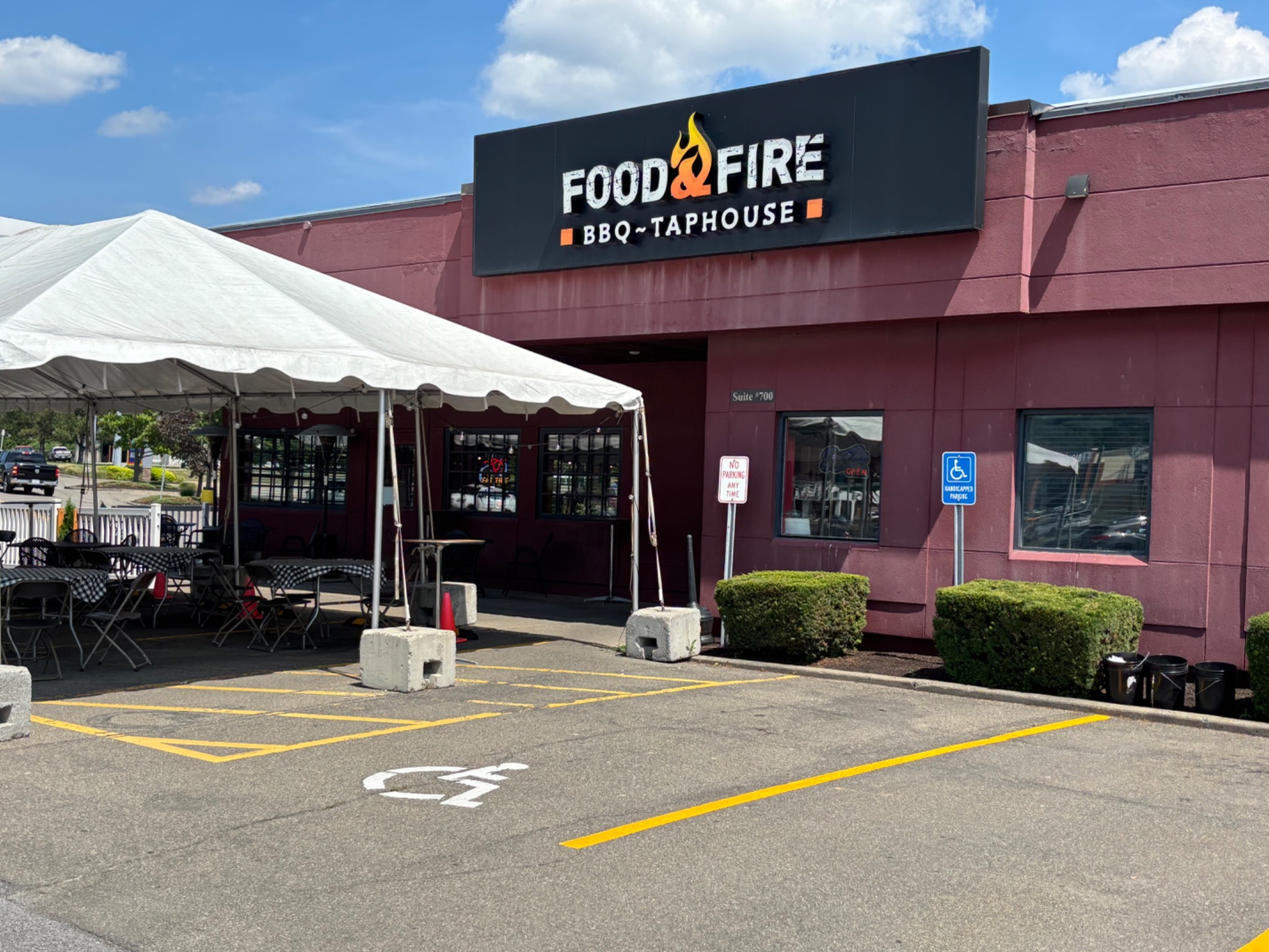 Food & Fire BBQ-Taphouse